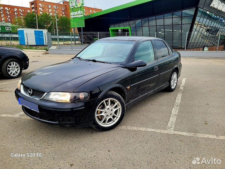 Opel Vectra 1.6 МТ, 2000, 250 000 км
