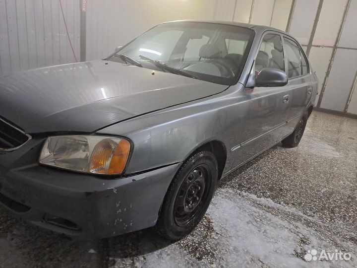 Hyundai Accent 1.5 AT, 2001, 200 000 км