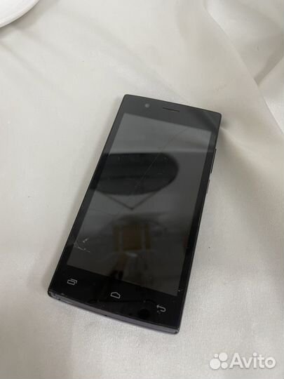 Fly FS501 Nimbus 3, 4 ГБ