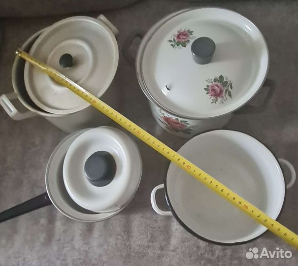 Сковорода цыпленка табака СССР и другая посуда