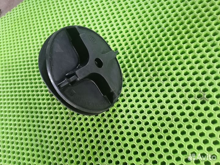 Крепление запаски Лифан Бриз