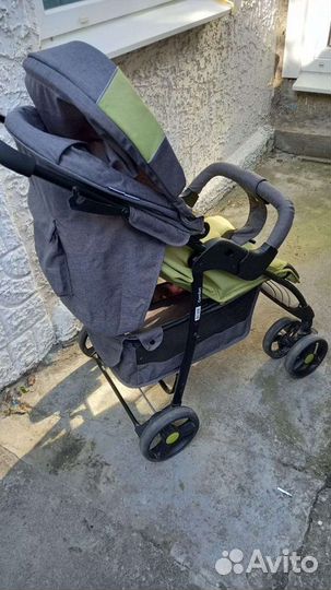 Прогулочная коляска