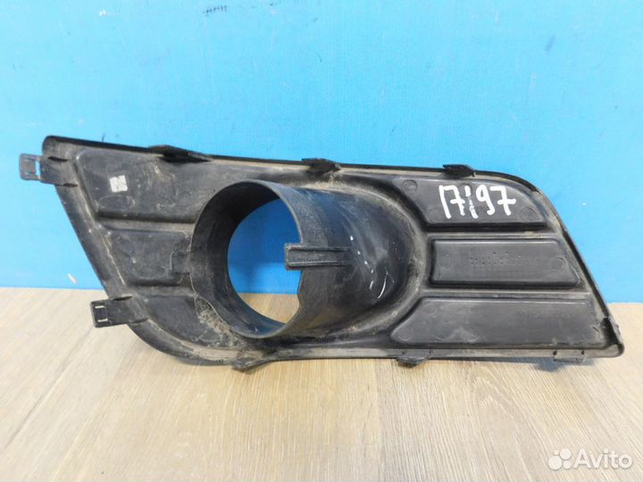 Рамка птф левой Suzuki SX4 06-13 7175255L005PK