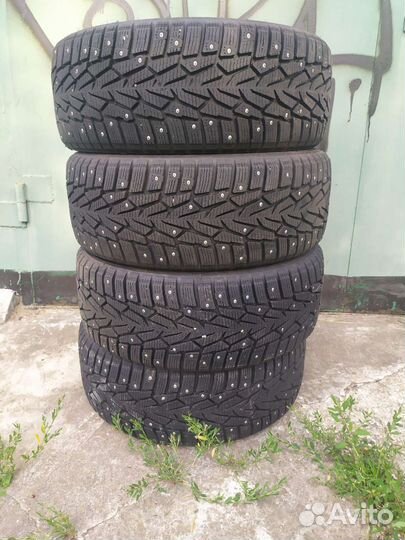 Nokian Tyres Nordman 7 SUV 215/50 R17