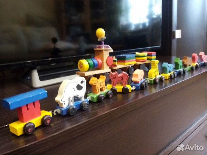 Детские развивающие игрушки