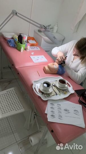 Обучение наращиванию ресниц