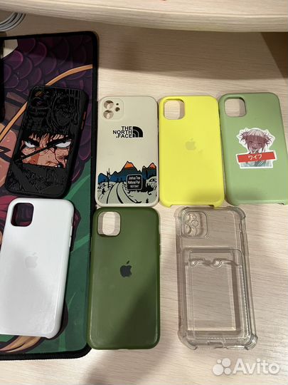 Чехлы на iPhone 11
