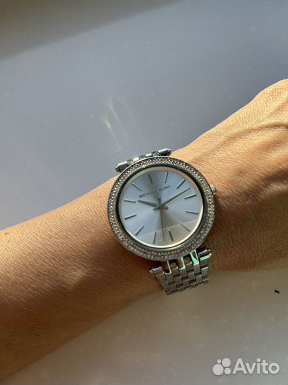 Часы наручные женские
