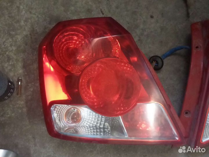 Задний фонарь Chevrolet Aveo T200 Хэтчбэк
