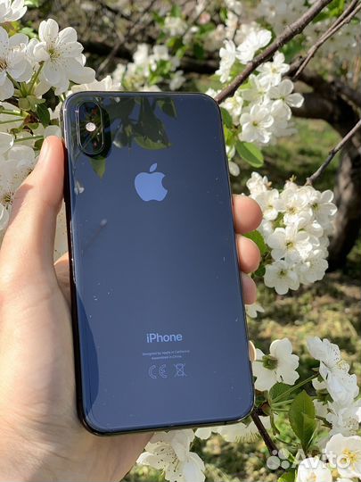 iPhone Xs, 64 ГБ