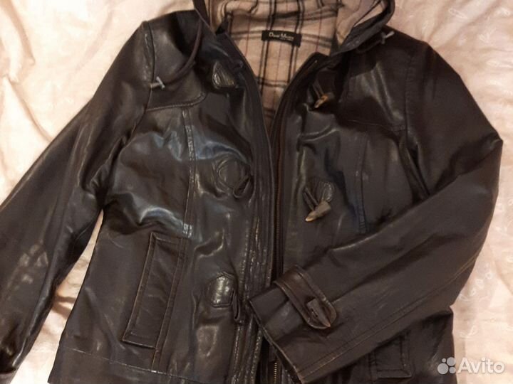 Куртка кожаная женская с капюшоном 44