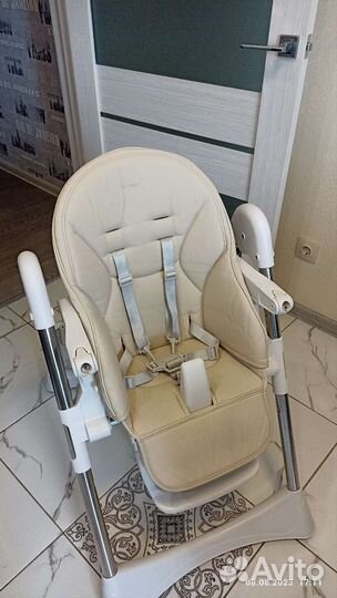 Стульчик для кормления Tommy bon appetit