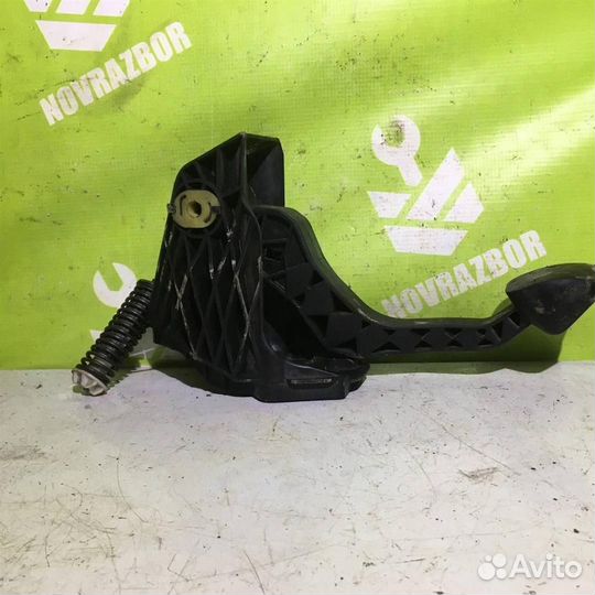 Педаль сцепления Фольксваген Поло седан рус