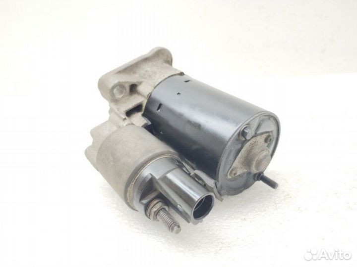 Стартер Audi A4 B7 2.0 2007