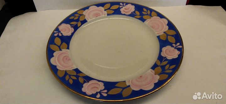 Тарелка розы крытьё, позолота, роспись. южноураль
