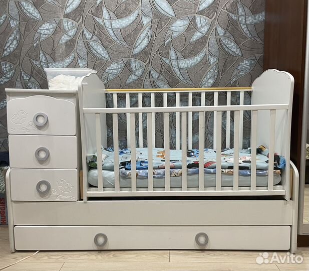 Детская кроватка трансформер с маятником