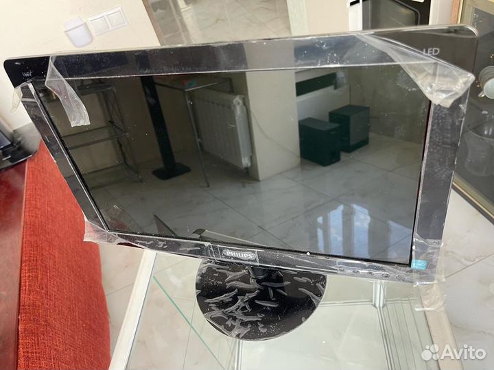 Led монитор Philips 16