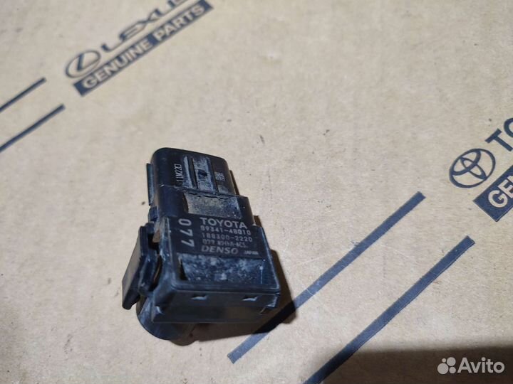 Датчик парковки Toyota Prado