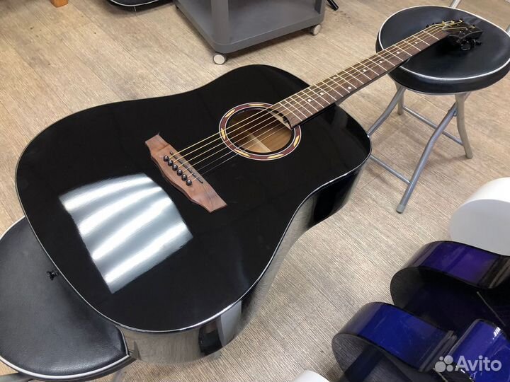 Гитара акустическая дредноут чёрная