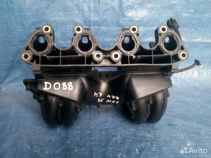 Коллектор впускной Volkswagen Polo 1999-2001