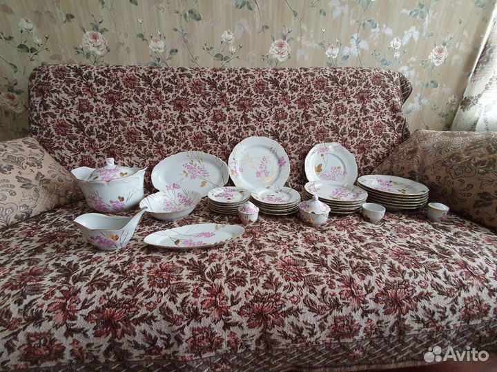 Столовый сервиз новый