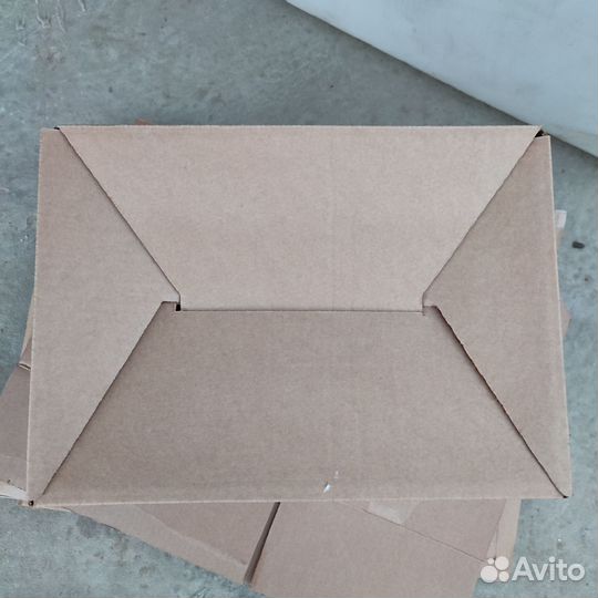 Коробка картонная самосборная