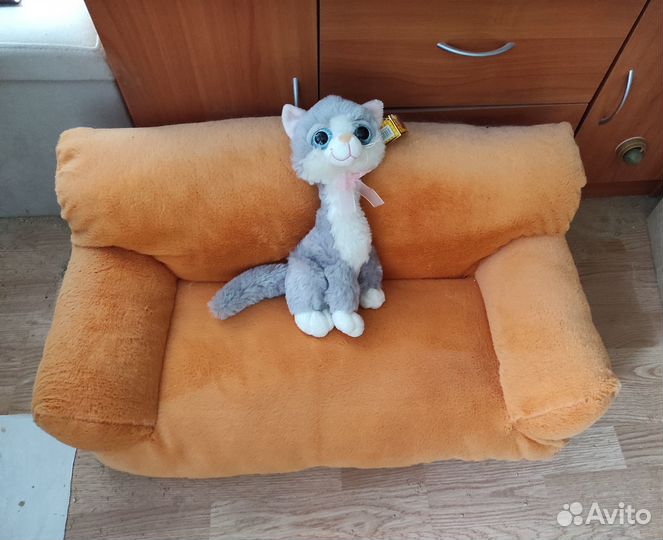 Диван новый лежанка для кошечки или котика