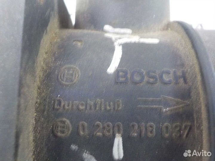 Датчик расхода воздуха LADA 2110