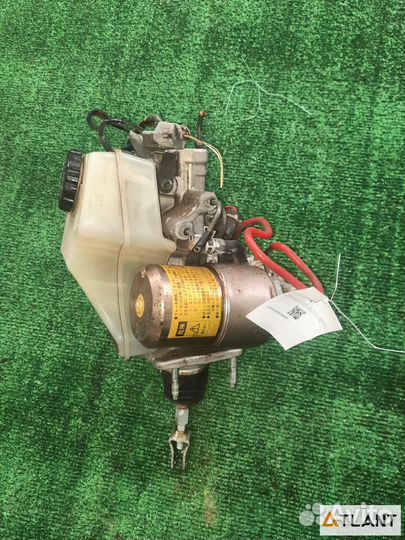 Главный тормозной цилиндр toyota progres