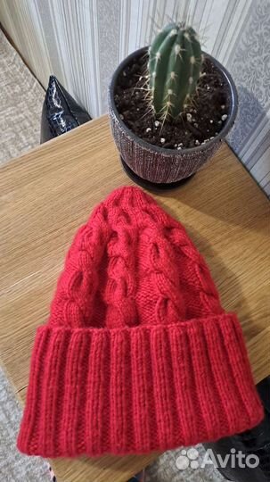 Шапка женская вязаная ручная работа