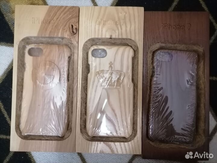 Чехол на iPhone 7 деревянный