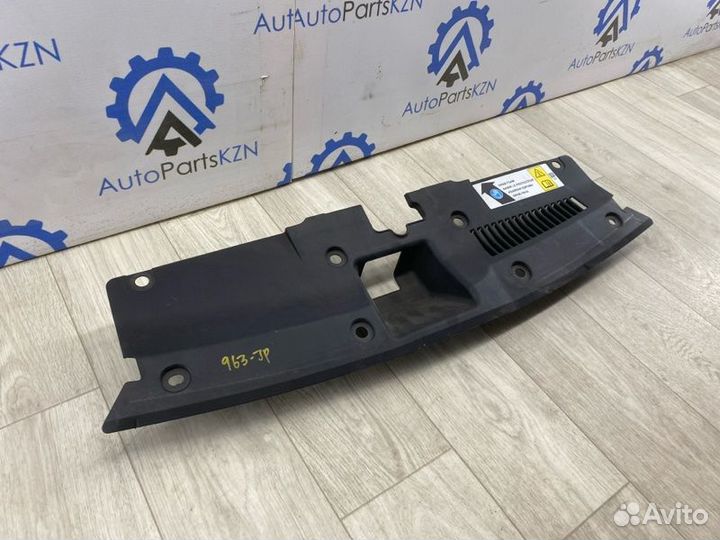 Накладка замка капота Honda Cr-V 5 L15BG