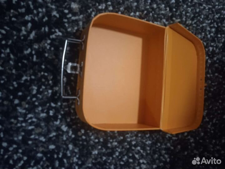 Подарочная коробка упаковка