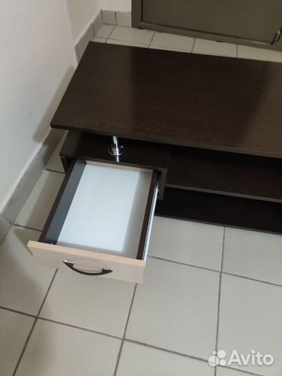 Тумба под телевизор