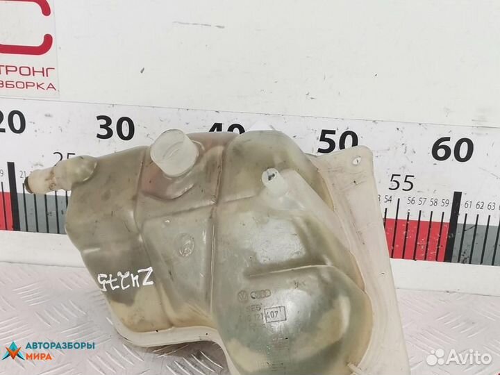 Бачок расширительный Audi A6 4A/C4 1996 8D0121403D