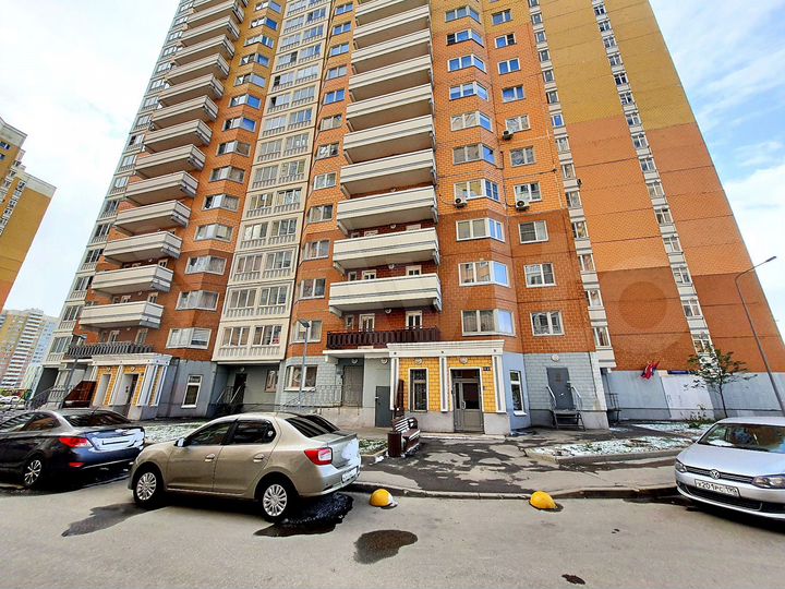 Квартира-студия, 12 м², 1/19 эт.