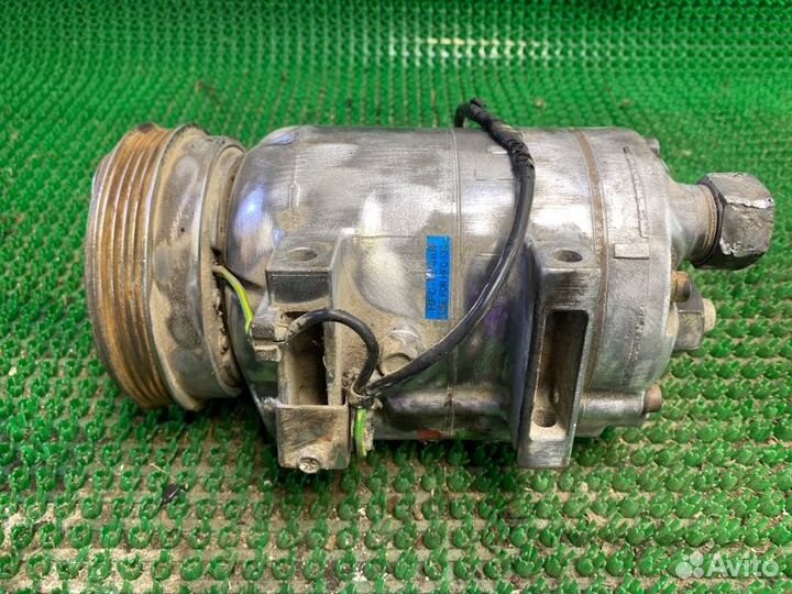 Компрессор кондиционера Audi A4 B5 ADR 1996