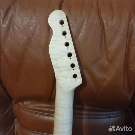 Гриф из Гонконга для телекастер