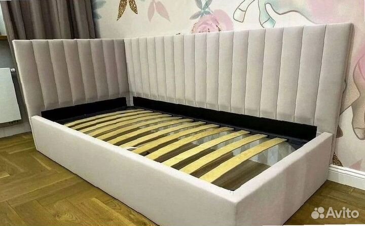 Кровать детская мягкая
