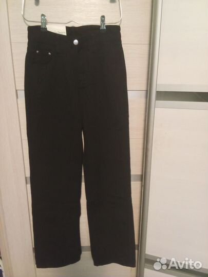 Джинсы новые прямые 40-42р