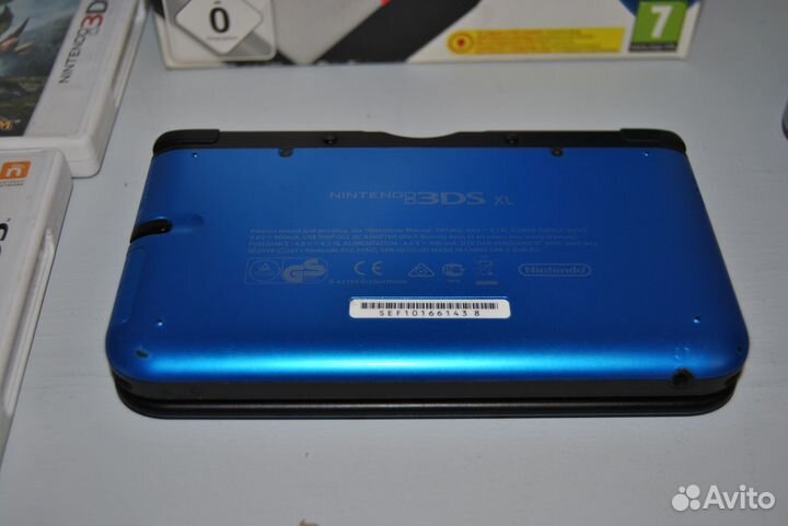 Nintendo 3DS XL (Не прошитая) + 2 игры