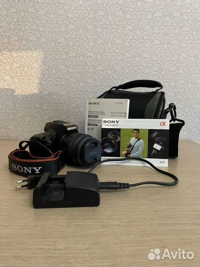 Продам фотоаппарат Sony a37 kit 18-55 mm/16 мп