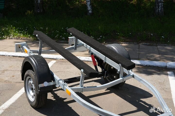 Лодочный прицеп 