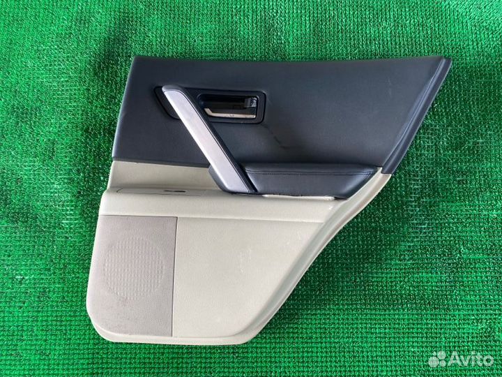 Обшивка двери прав. зад. Infiniti Fx35, Fx45