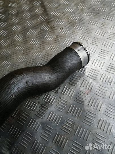 Патрубок интеркулера Bmw X3 F25 N47D20C 2013