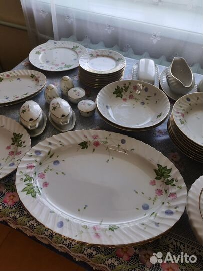 Набор столовой посуды