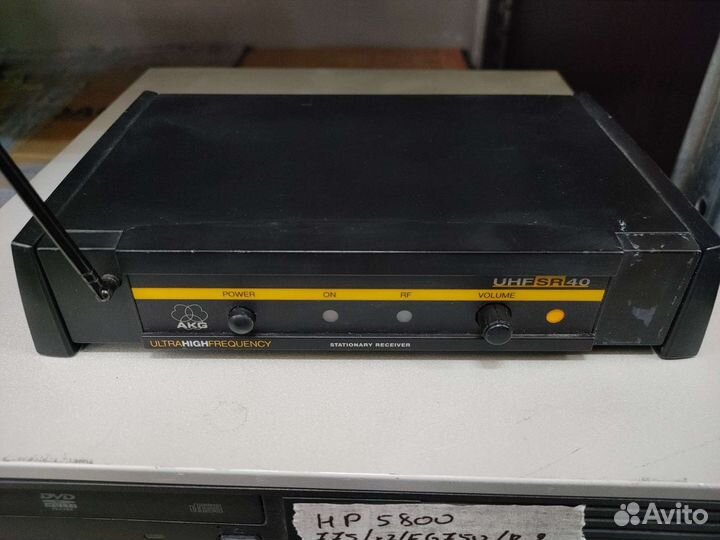 Радиосистема AKG UHF SR 40