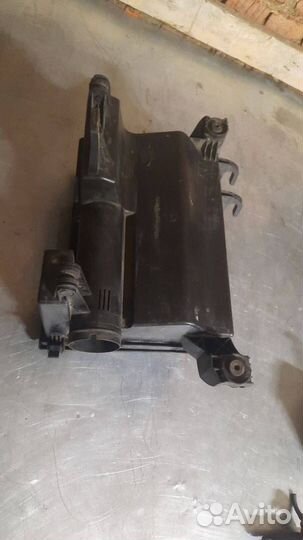 Корпус воздушногo фильтра Ford Transit 7 2008