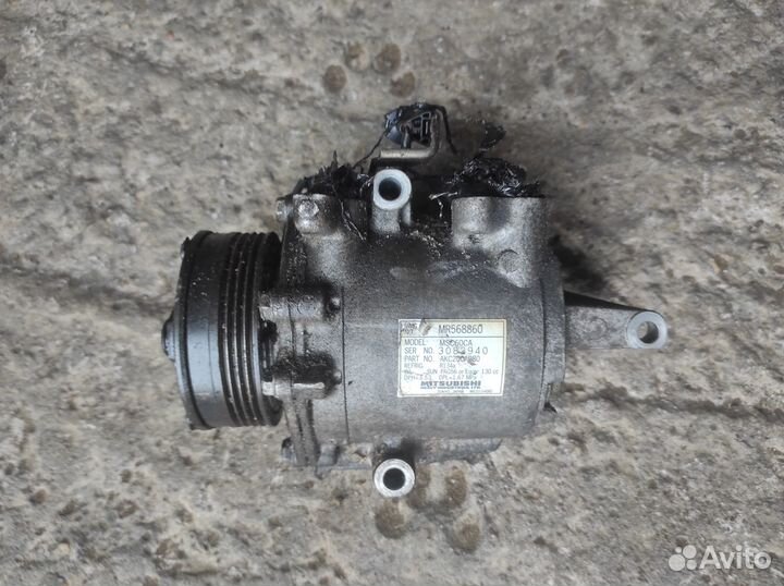 Компрессор кондиционера Mitsubishi Colt 4G15