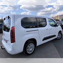 Opel Combo Life 1.5 MT, 2020, 54 000 км, с пробегом, цена 2 082 000 руб.